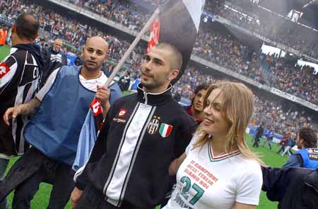 iG手握晋级世界赛优先权！队伍霸榜最佳阵容，真是LPL的救星！