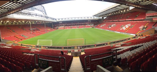 狂魔哥开团Faker碰瓷UZI!5个皮肤不如一诺一个,UZI纯属阿猫阿狗